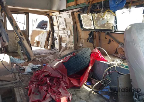 1988 Ford Econoline E250 Super Duty Van из США, поврежденный, VIN 1FDGS24H0JHC21214